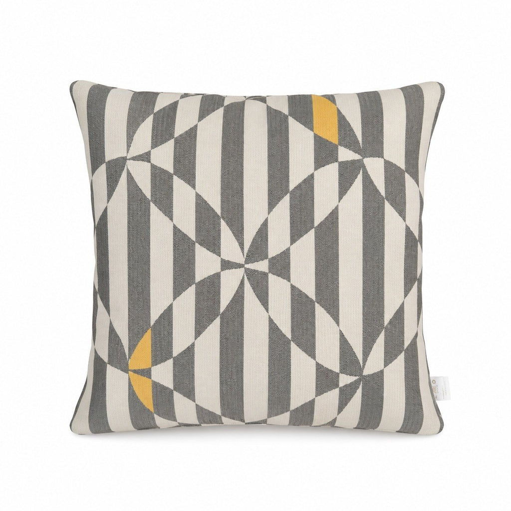 Indoor/Outdoor complete cushion - 45 x 45 - Pattern with grey, white and yellow colors - Australian made